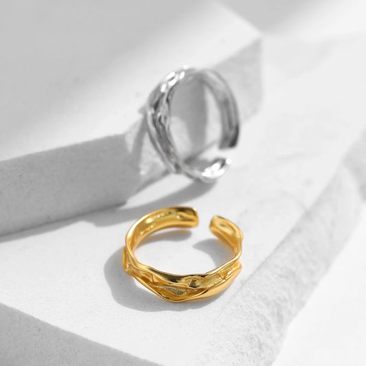 Athena ring by Orea – adjustable 925 sterling silver, minimalist and elegant design