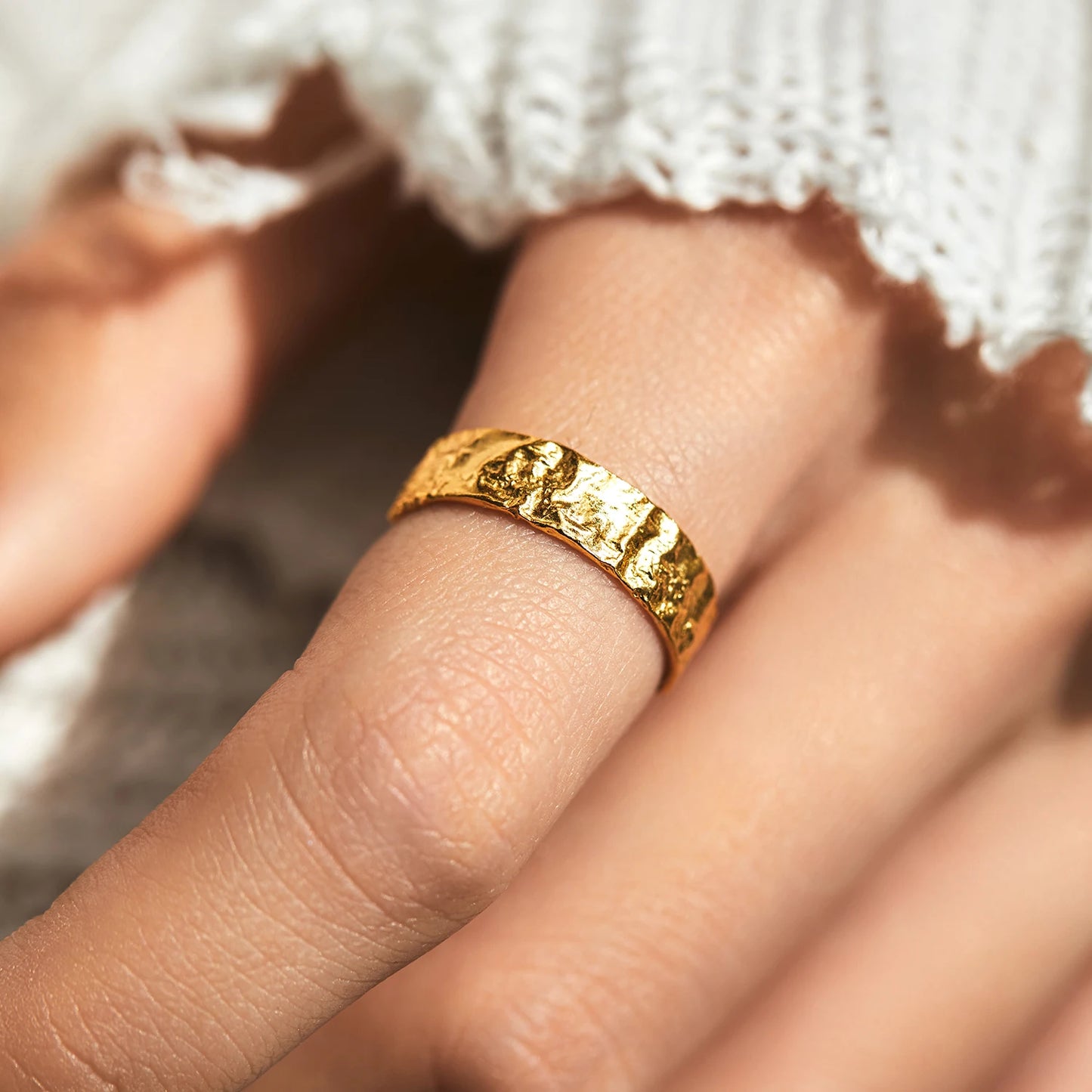 Moon ring by Orea – adjustable 925 sterling silver, minimalist and elegant design