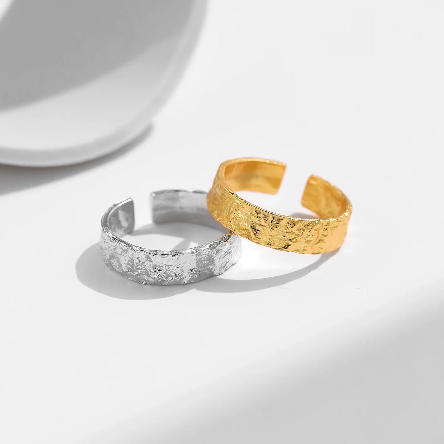 Moon ring by Orea – adjustable 925 sterling silver, minimalist and elegant design
