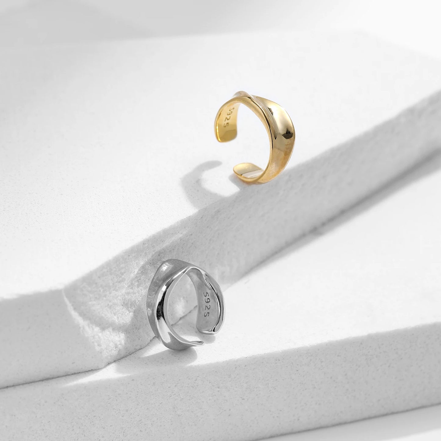 Orano earcuff by Orea – adjustable 925 sterling silver, non-piercing minimalist design