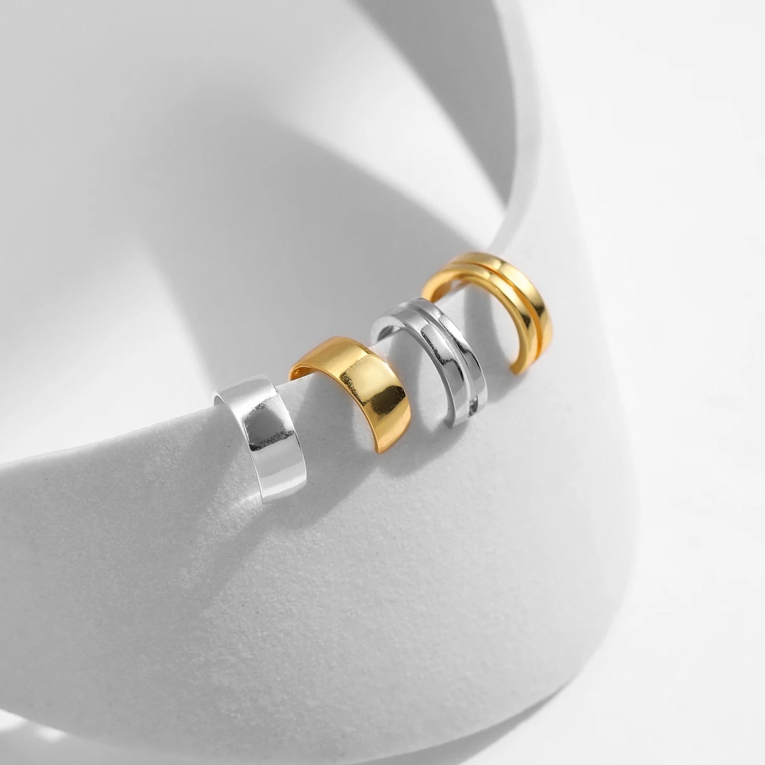 Orus earcuff by Orea – adjustable 925 sterling silver, no-piercing design