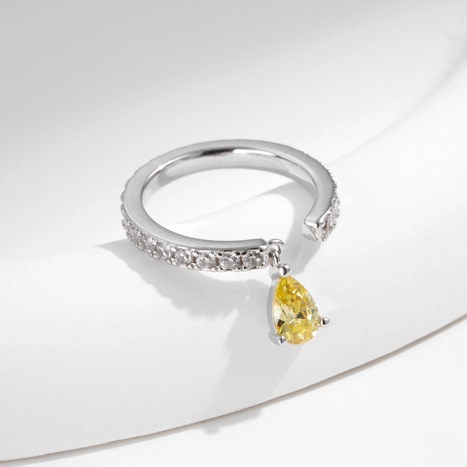 Sun ring by Orea – adjustable 925 sterling silver with zircon stone
