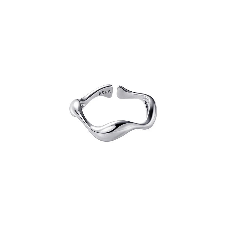 Wave ring by Orea – adjustable 925 sterling silver, minimalist and elegant design